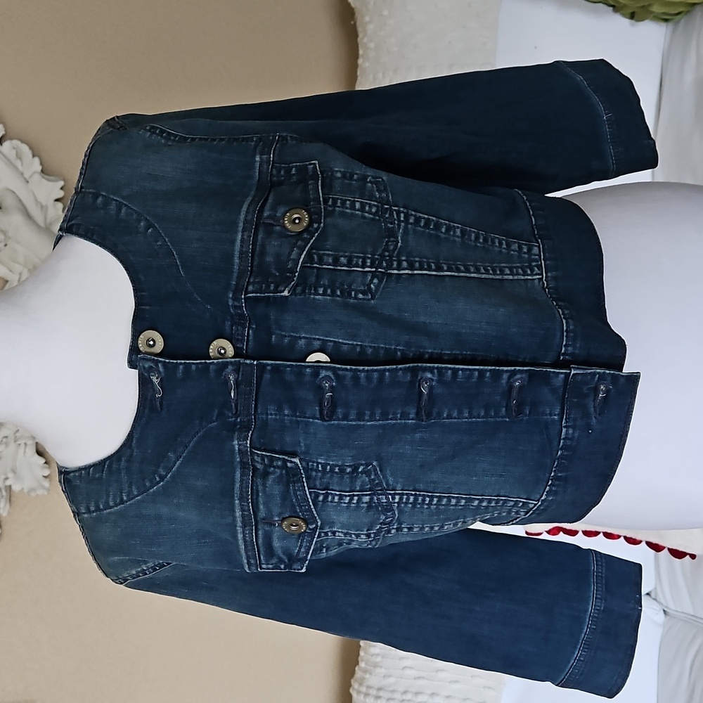 NWOT  Torrid Denimn Crop Jacket Size 0 / L / 12